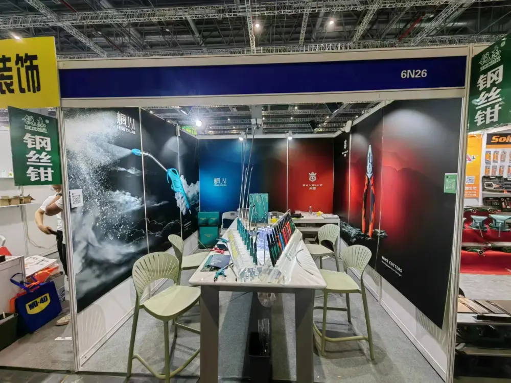 combiantion plier and air blow duster booth